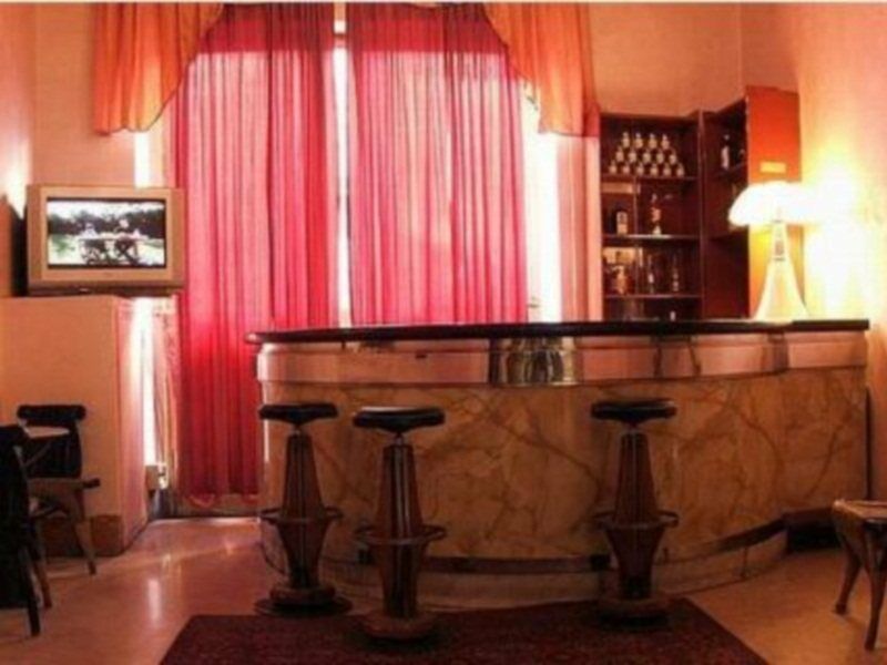 Hotel Deco Флоренция Екстериор снимка
